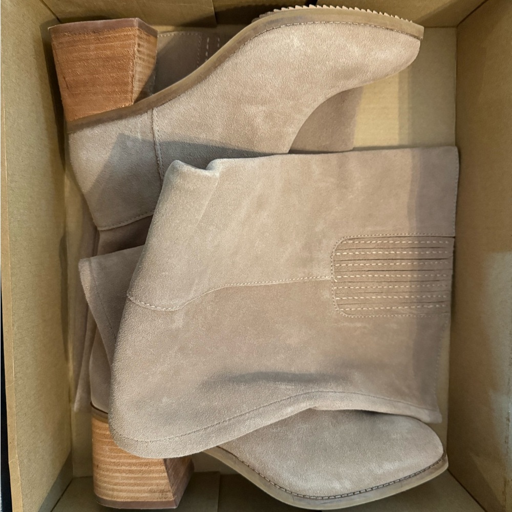 Kelsi Dagger Brooklyn Almond Suede Footwear